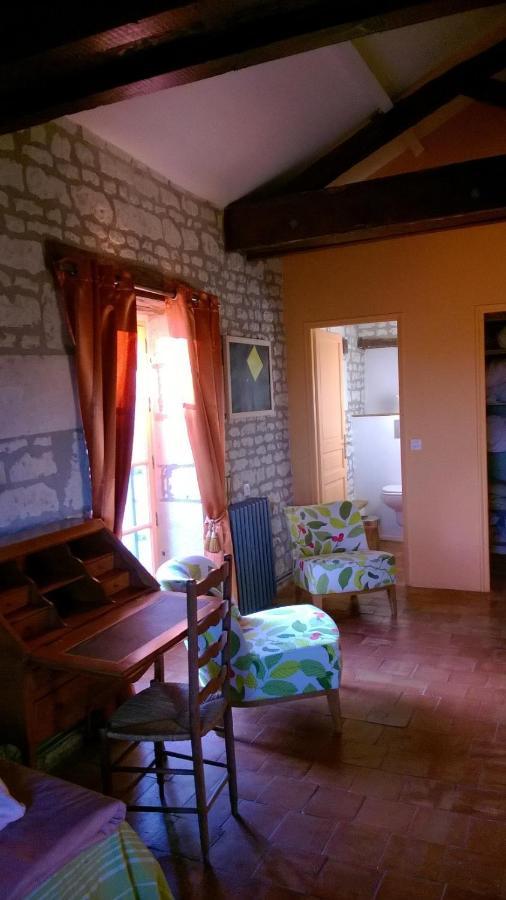 Gite Du Manoir Des Roches Saires Kültér fotó